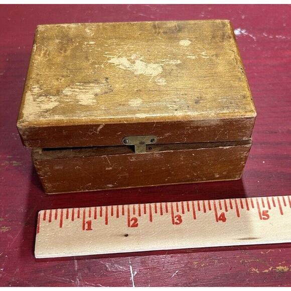 Antique Wood Box Clarks ONT Spool Cotton Advertising Piece Roping Cowboy - Picture 9 of 9